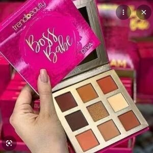 Boss Babe Eyeshadow Palette